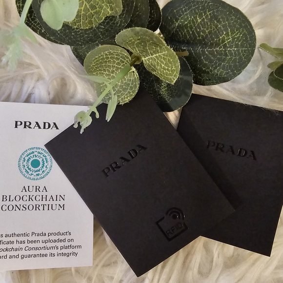 Prada Tissue+Wrapping+Authentication CARDS - Picture 7 of 8